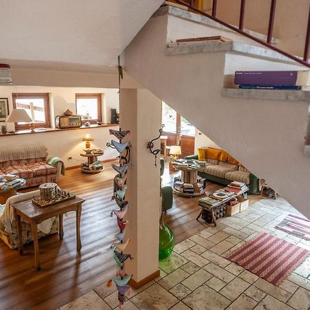 Maison Le Champ B&B Questa Casa Non E Un Albergo 라살 외부 사진